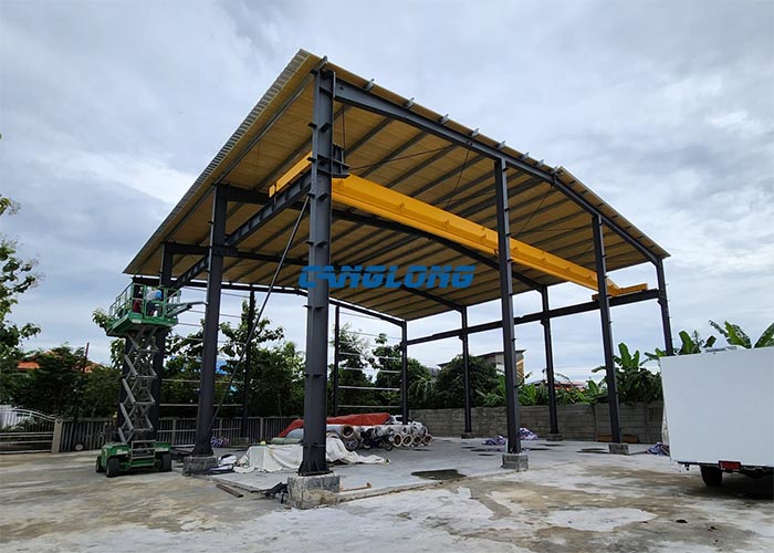 Thai steel structure warehouse with crane