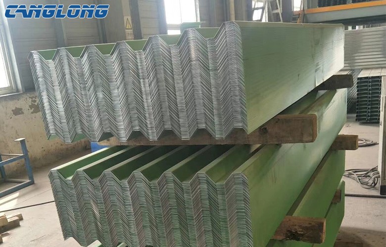 Color steel sheet