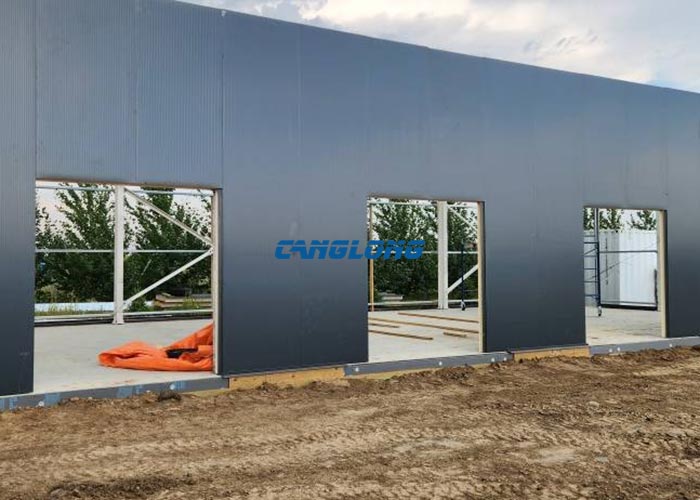 Canadian prefabricated garage building