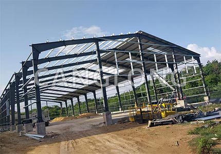 Dominica 1536m2 mortar warehouse with mezzanine
