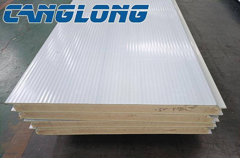 metal-faced pu sandwich wall panel