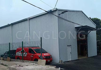 Costa Rica 200 sq m parts warehouse