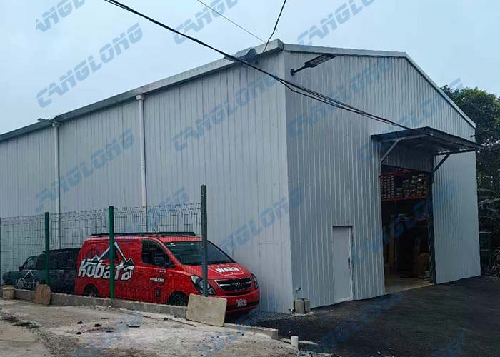 Costa Rica 200 sq m parts warehouse