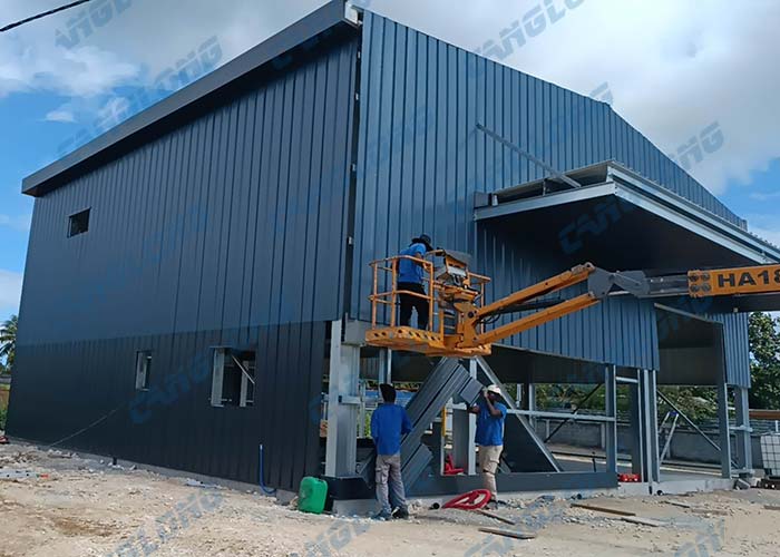 Guadeloupe 209㎡ warehouse with mezzanine
