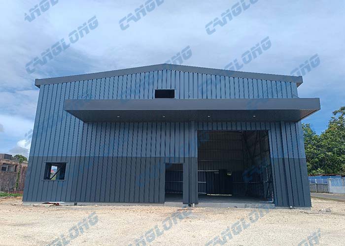 Guadeloupe 209㎡ warehouse with mezzanine