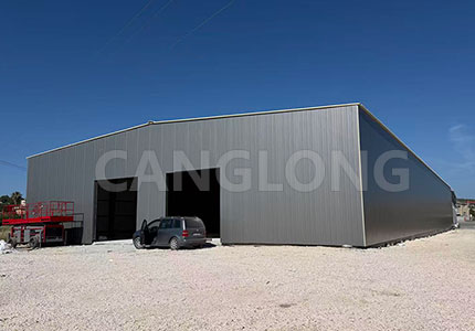 Albanian 60x25m commercial warehouse